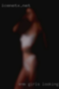 ENM girls looking for friends fuck and playmates from Virginia Beach.
