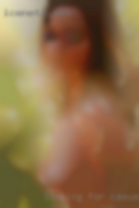 Looking for casual intimate wife fun.